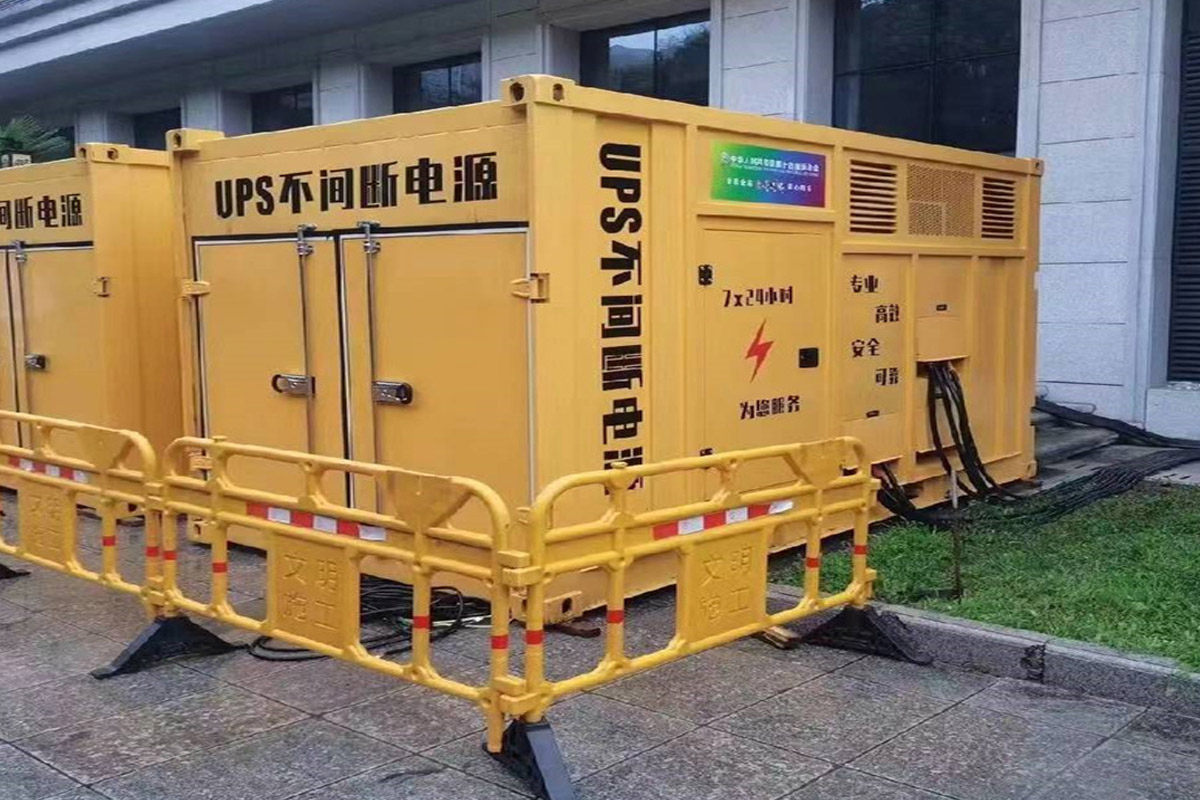 南关发电机租赁施工现场